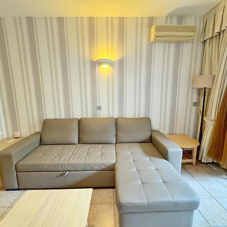 797 Holiday Rentals- Precioso Piso Con Vistas Al Jardin En Benalbeach Benalmadena Exterior photo