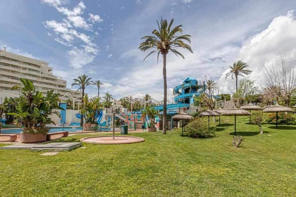 797 Holiday Rentals- Precioso Piso Con Vistas Al Jardin En Benalbeach Benalmadena Exterior photo